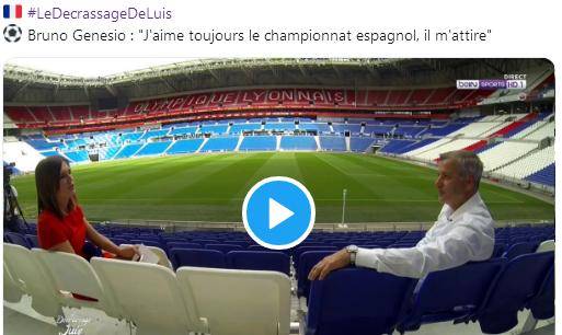 记者：今年是浙江队的过渡赛季，明年球队将重新组建（记者：浙江队本赛季处于过渡期，明年将完成重建）