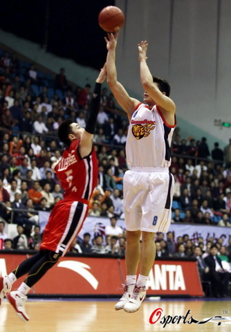 官方：恰尔汗奥卢当选国米10月队内最佳球员（国米官宣：恰尔汗奥卢荣膺球队10月最佳球员）