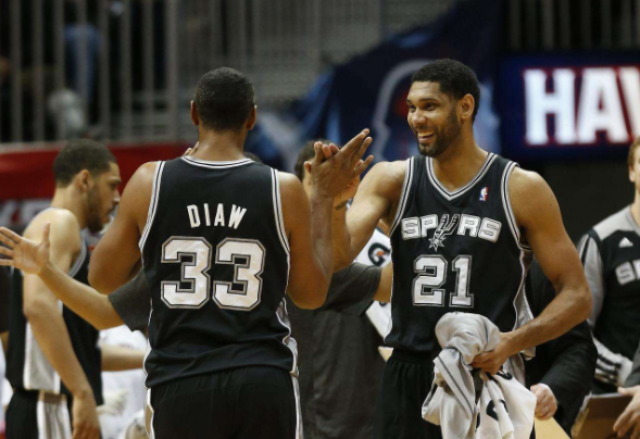 詹姆斯：本赛季我们有时能跟上高能量对手的强度，有时则不能（詹姆斯：本季我们面对高能量对手，有时能匹配强度，有时会跟不上）