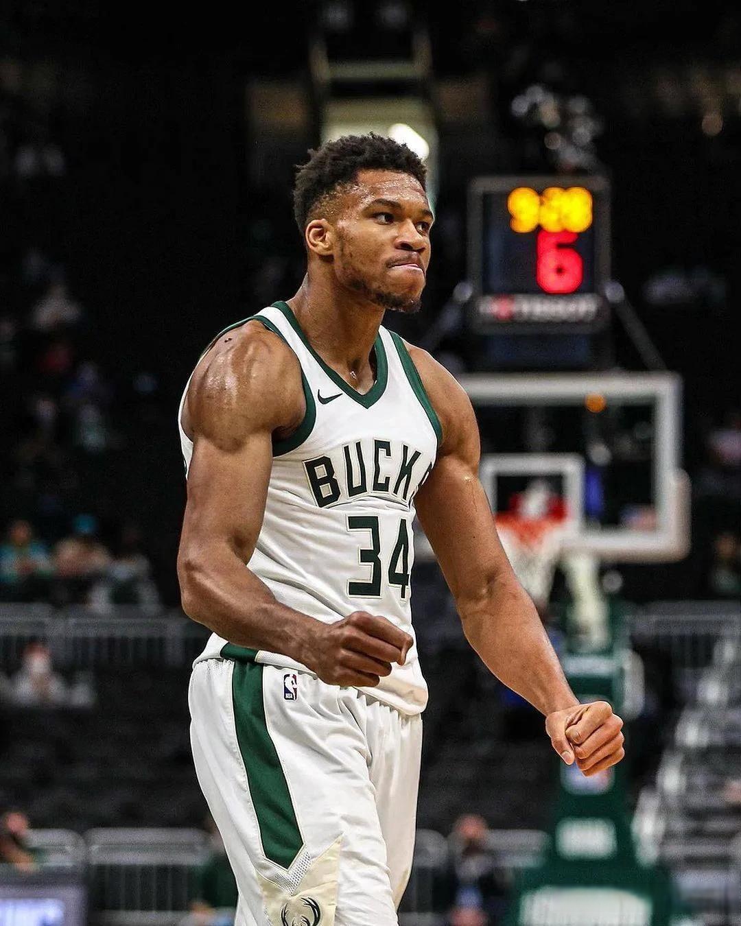 马德兴：足协上报3位外教候选；高层认为可借鉴男篮考虑土帅（马德兴：足协递交3名外教人选，高层拟借鉴男篮经验考量土帅）