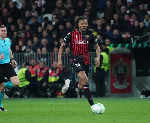 德转列巴拉圭球员历史身价前10：阿尔米隆第1，巴里奥斯上榜（德转公布巴拉圭球员历史身价TOP10：阿尔米隆登顶，巴里奥斯在列）