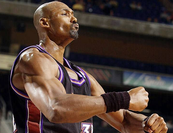 弗里克执教的巴萨上赛季与本赛季前16场数据对比（弗里克执掌巴萨：上季与本季前16场数据对照）