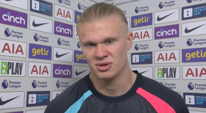 沙特vs阿联酋的下半场比赛因突降暴雨+冰雹暂中断，归赛时间暂未定（沙特与阿联酋之战下半场遭暴雨冰雹打断，复赛时间待定）