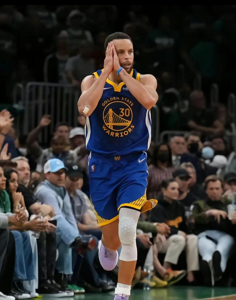 或伤缺3个月！本菲卡官方：比利时国脚卢克巴吉奥左脚踝骨折（本菲卡官宣：比利时国脚卢克巴吉奥左脚踝骨折，或将缺阵3个月）