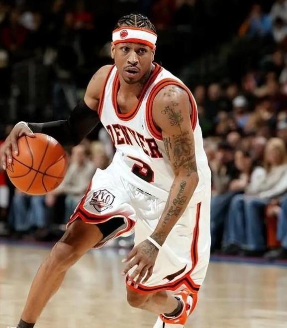 中超：山东泰山主场2-0完胜青岛队（中超：山东泰山主场2比0击败青岛队）